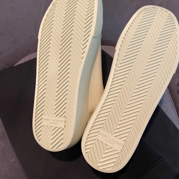 SAINT LAURENT SL06 COURT CANVAS SIGNATURE SNEAKER - Picture 4 of 6